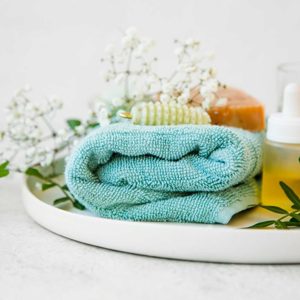 What products are in a Spa Party Kit for at Home?